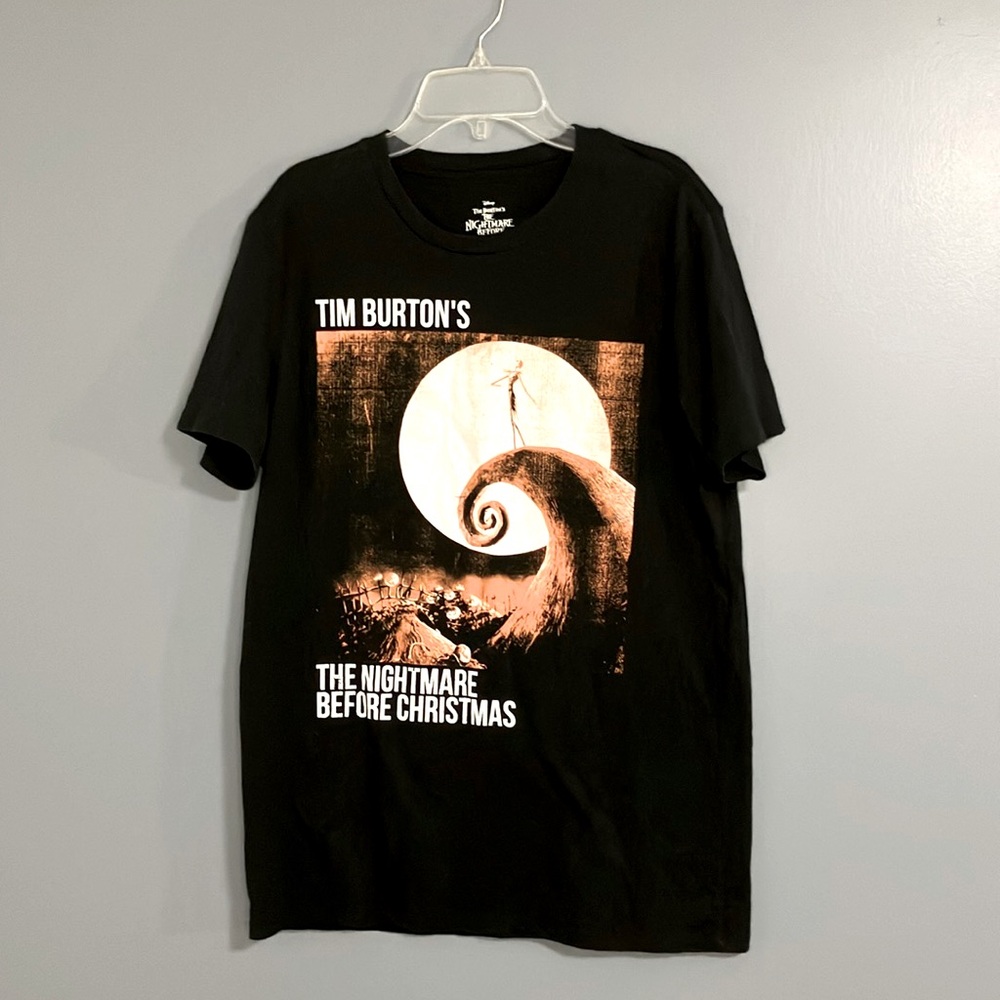 NIGHTMARE BEFORE CHRISTMAS T-SHIRT SIZE M